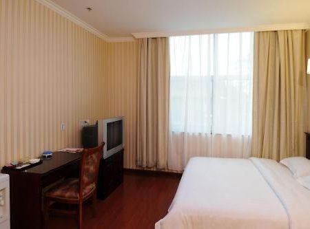 Beijing Oriental Hotel Экстерьер фото